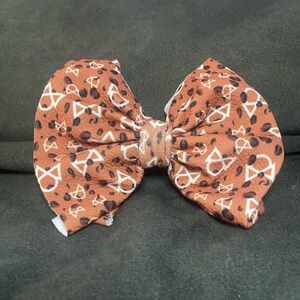 Little lopers big bow